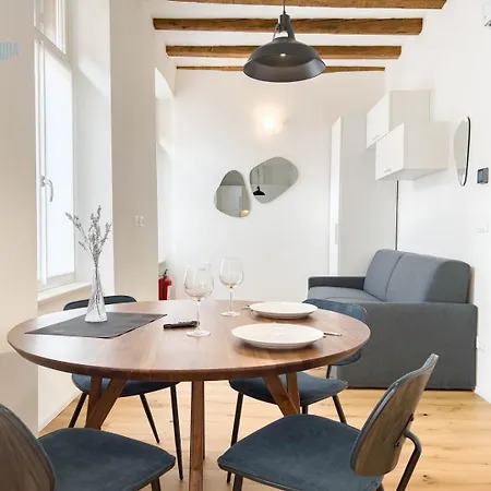 Lejlighed San Vito Tirabora Short Rent Trieste